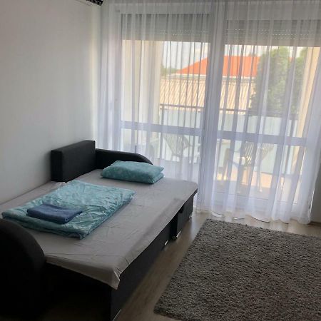Apartamento Belle Casa 34 Debrecen Exterior foto